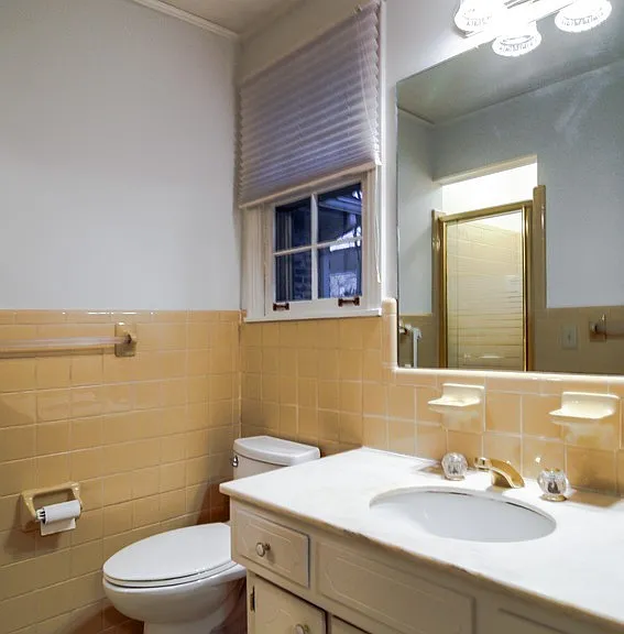 111 Arlington Pl — Photo 14