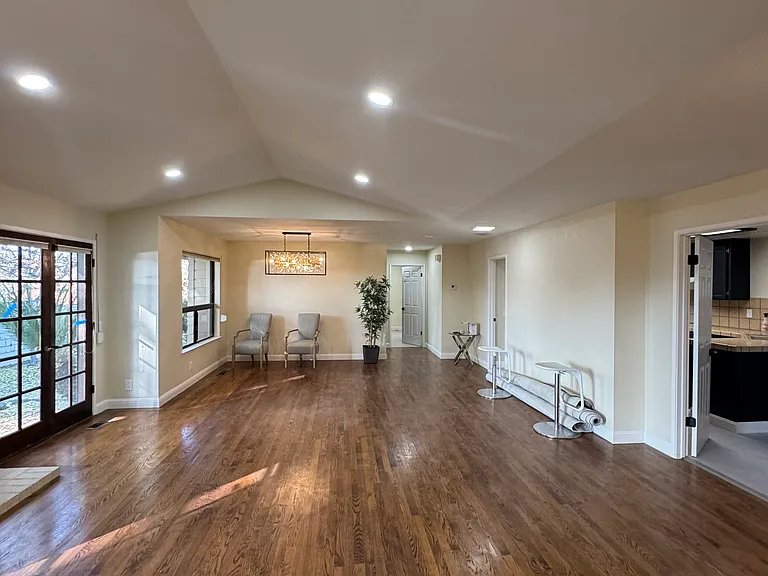 Vaulted ceilings