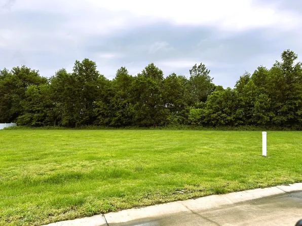 5 Coronado Dr #5, Centralia, IL 62801