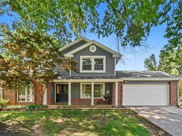 22 Normandy Dr, Lake Saint Louis, MO 63367