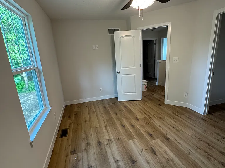 112 E Forest Ave #100 — Photo 15