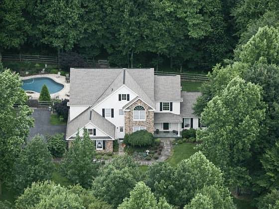 1st image of 1423 Carolina Pl