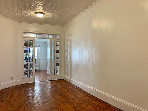 3rd image of 147 E 117th St #4A