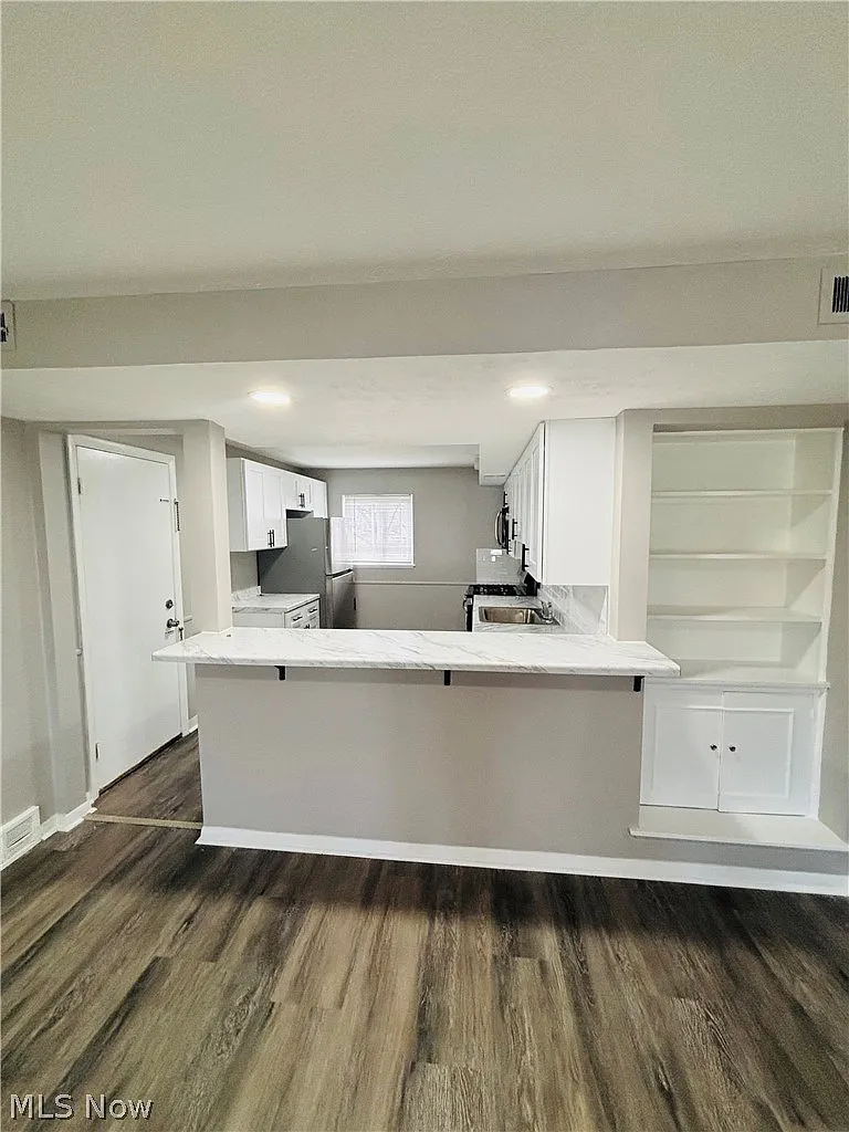 2 bed, 800 sqft, $1,500 — Photo 4