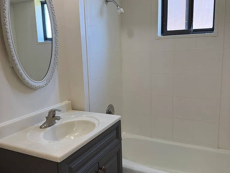 15714 Lake Dr #2-B — Photo 10