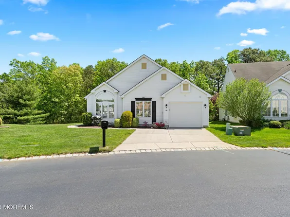 19 Dexter Lane, Jackson, NJ 08527