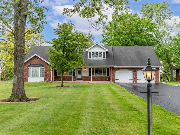 24364 S Volbrecht Rd, Crete, IL 60417