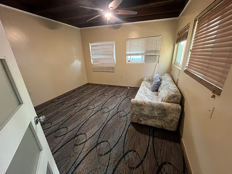 5438 Mary Lane Dr — Photo 29