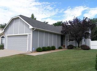 8334 E Harry Ct, Wichita, KS 67207