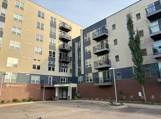 1502 5th St N APT 302, Hopkins, MN 55305