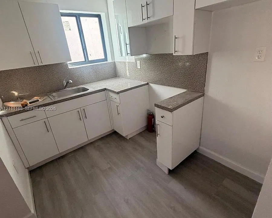 700 SW 12th Ave #2