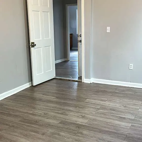 87 Schuyler Ave #1 — Photo 13