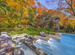 9 Beaumont Rd, Toronto, ON M4W 1V4