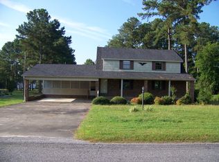 6764 Free Union Church Rd, Pinetown, NC 27865