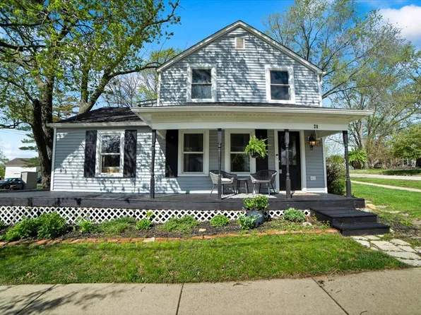 26 E Van Buren St, Oswego, IL 60543