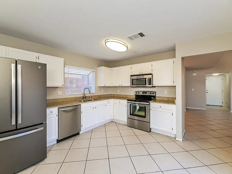 52 Quiet Desert Ln — Photo 9