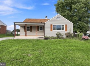 40 2nd St, Windsor, PA 17366