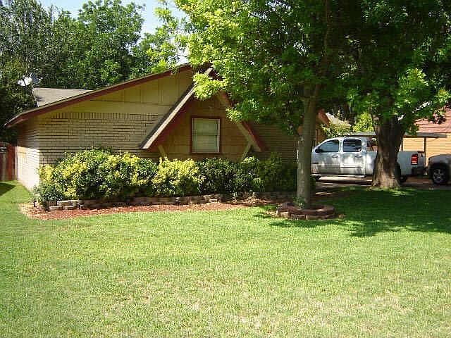 1st image of 3826 Wilshire Dr
