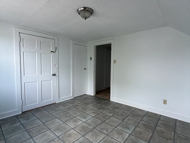 14 Pratt St #3 — Photo 2