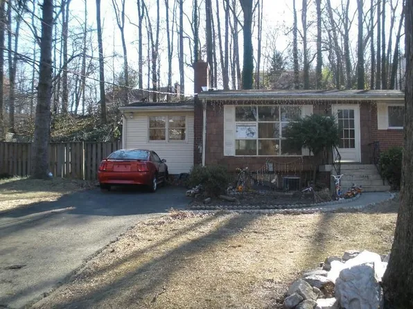 3518 Rose Ln, Annandale, VA 22003