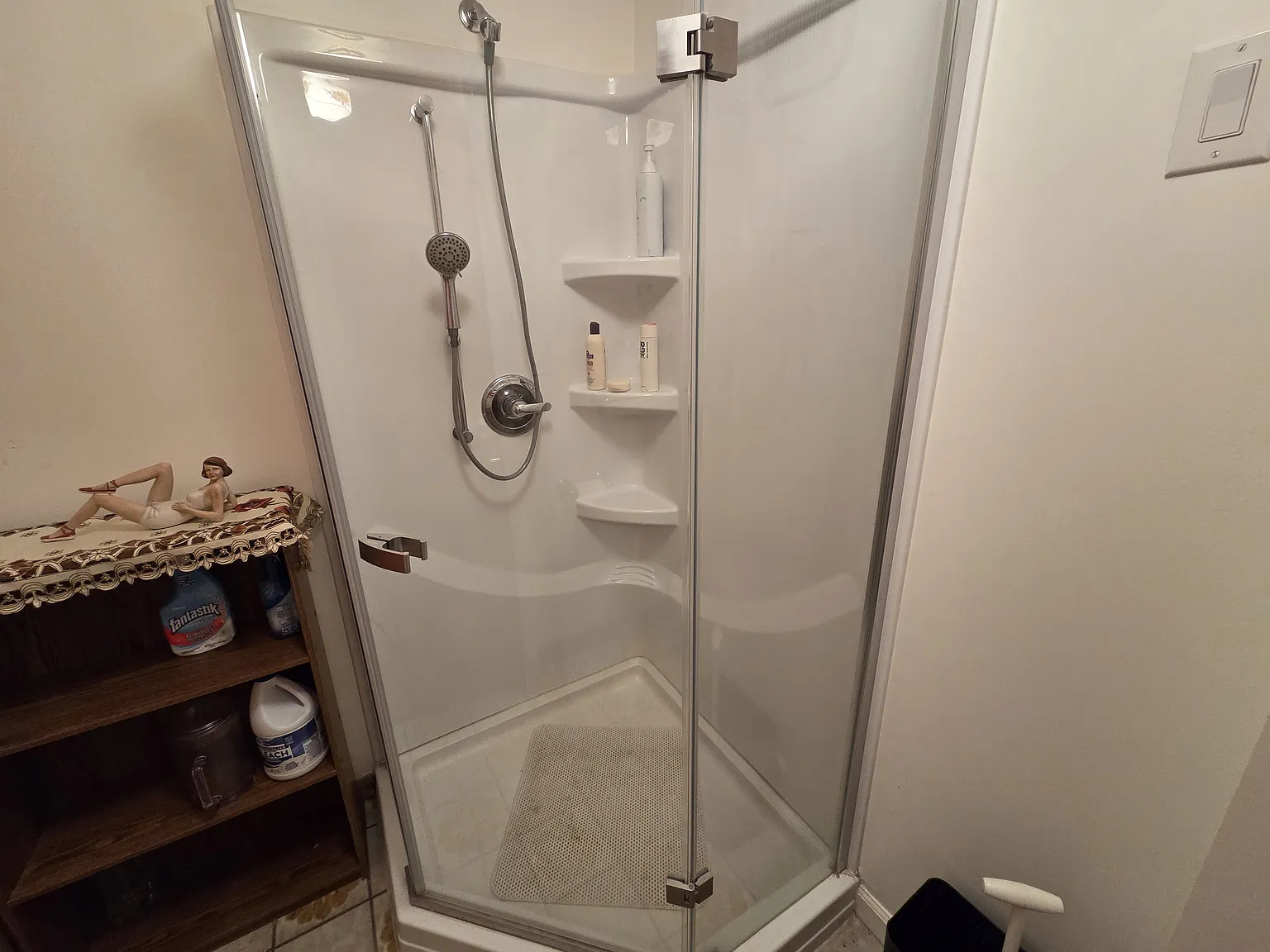 1 bed, 421 sqft, $1,950 — Photo 3