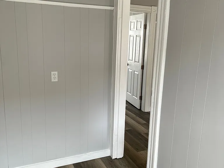 103 3rd St #2-R — Photo 9