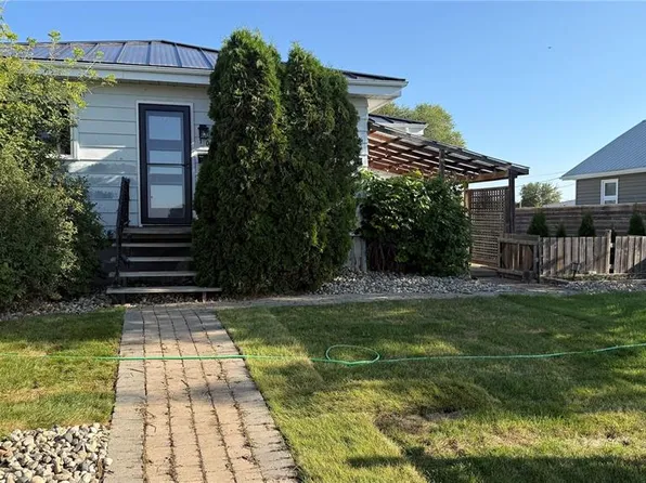 108 Front STREET N, Pense, SK S0G 3W0