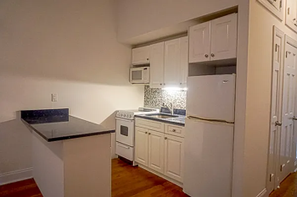 Rented by Maz Group NY | media 7