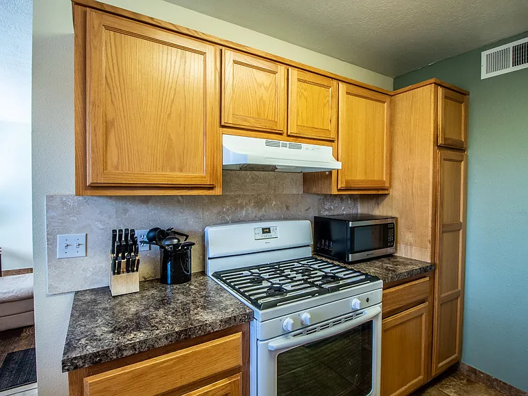 2704 N Dustin Ave — Photo 10