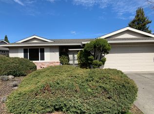 415 Pythian Rd, Santa Rosa, CA 95409