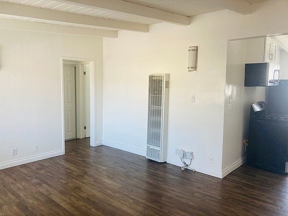 4th image of 1024 Pico Blvd #7