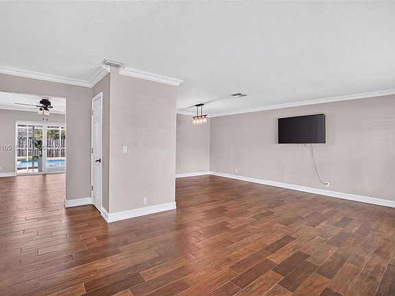 5th image of 7400 NW 15th St