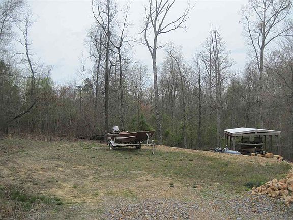 4th image of 131 Williams Ln