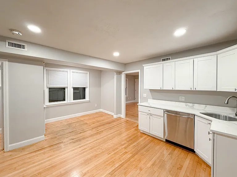 30 Mill St #2 — Photo 3