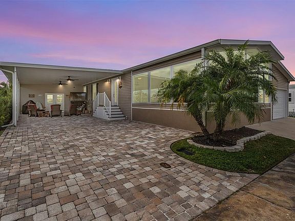 2nd image of 138 BLUE MARLIN DRIVE