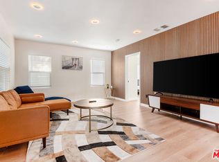 1419 N Orange Dr, Los Angeles, CA 90028