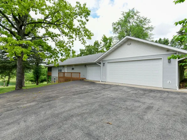41 Quiet Lake Drive, Branson West, MO 65737