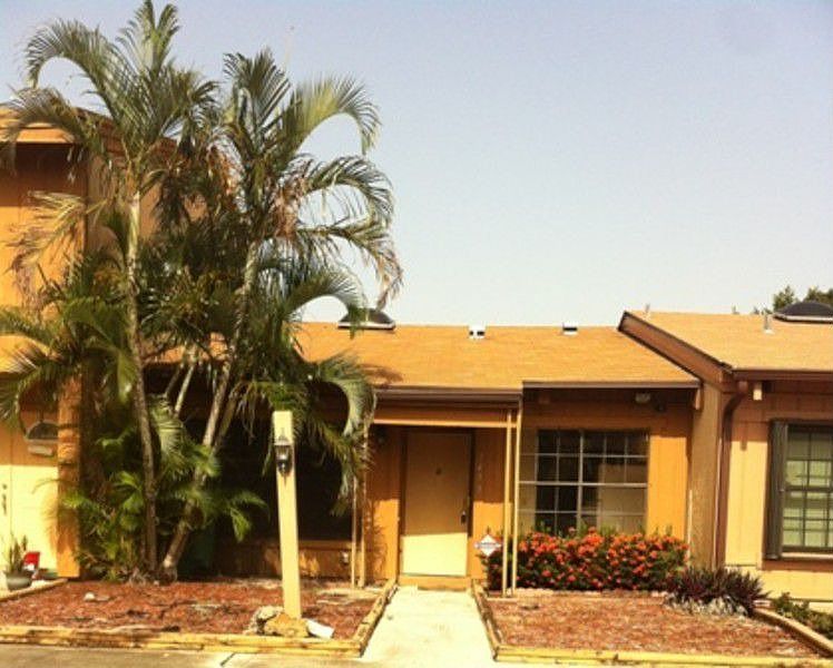 1st image of 7473 NW 33rd St