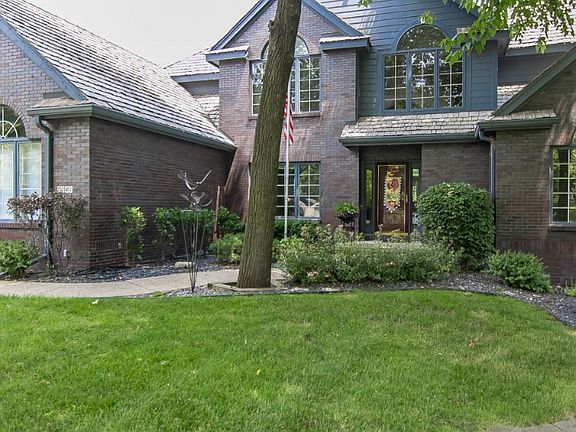 4th image of 7041 Forest Dr