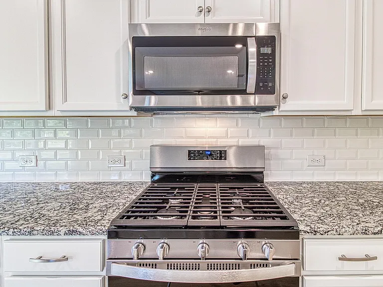 61 Dew Drop Pointe — Photo 25