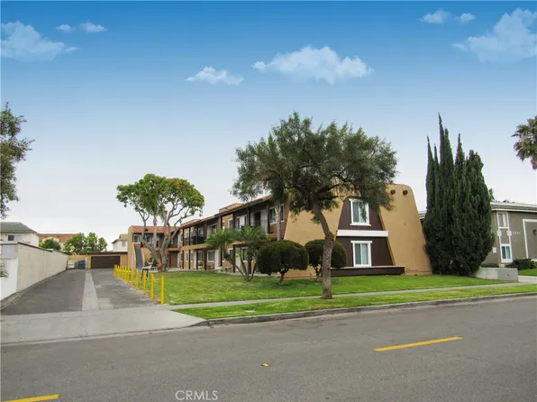 7862 2nd St, Stanton, CA 90680