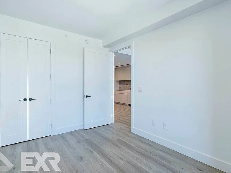 210 Clarkson Ave #603 — Photo 5