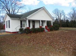 1224 Owens Rd, Greer, SC 29651