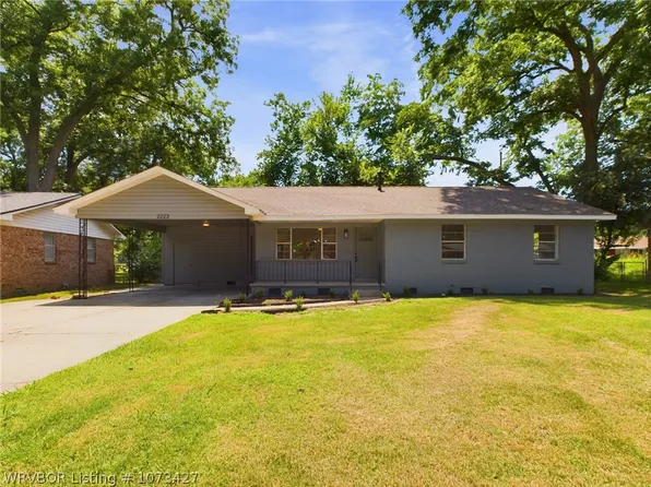 2223 N 55th Ln, Fort Smith, AR 72904