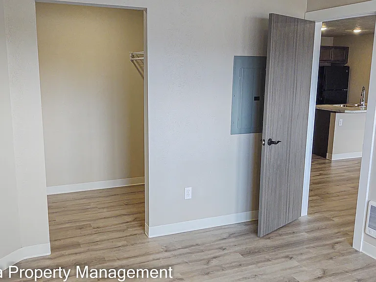McNett Flats — Photo 8