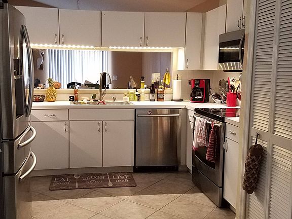 Vaulted ceiling in kitchen. 