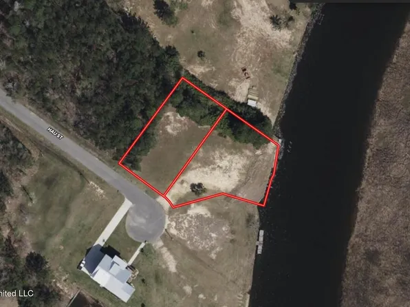2428 Hau St, Diamondhead, MS 39525
