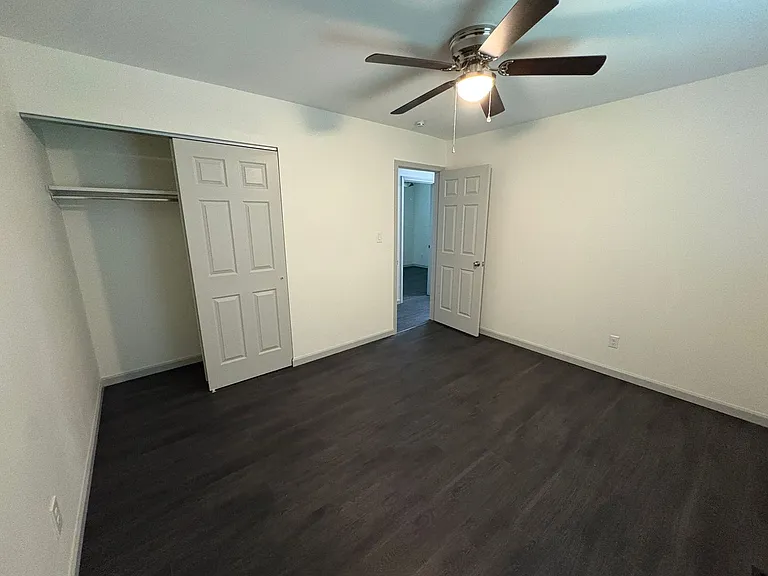 904 Montgomery Ave — Photo 8