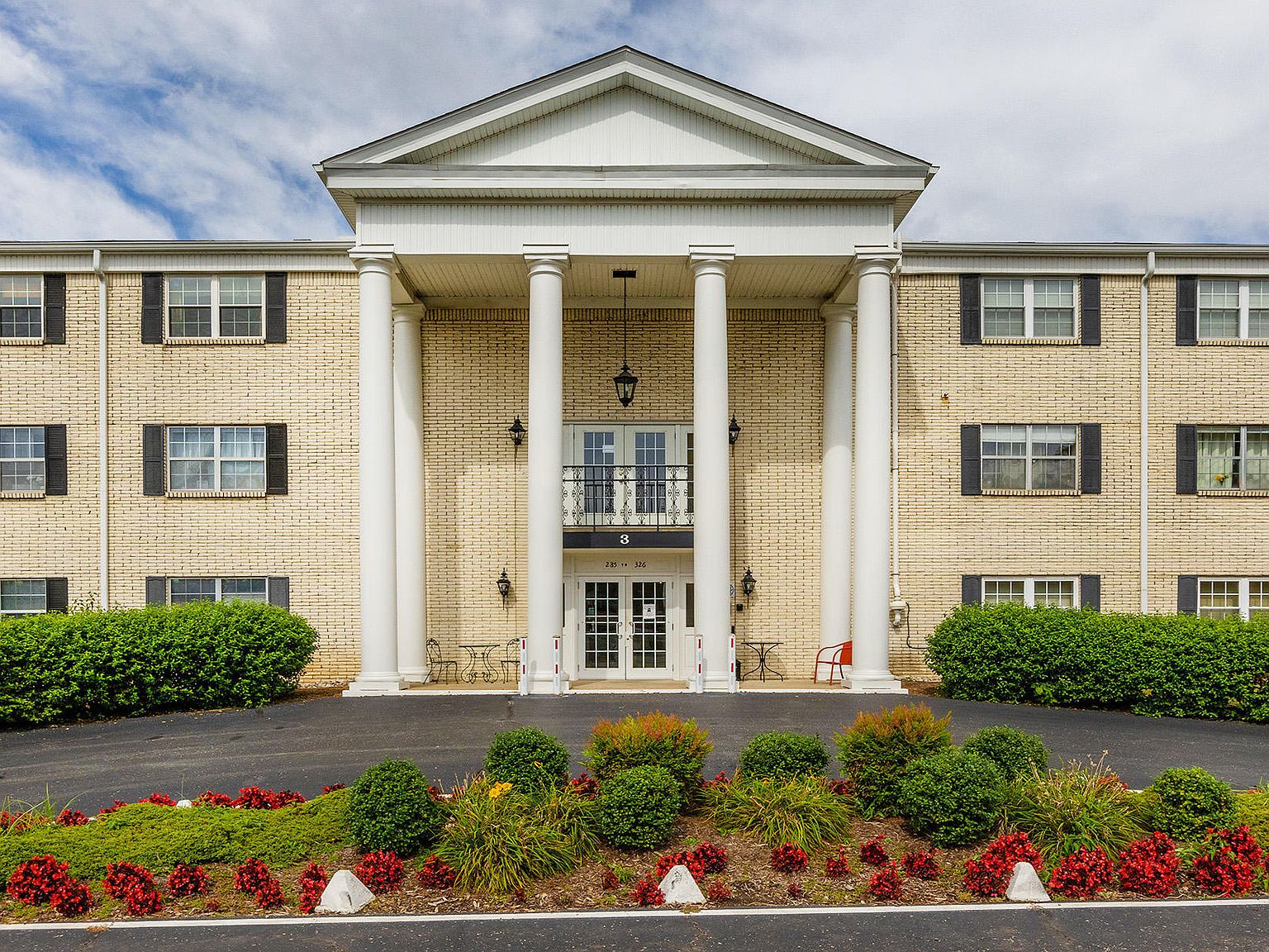 321 El Conquistador Pl, Louisville, KY 40220 Zillow