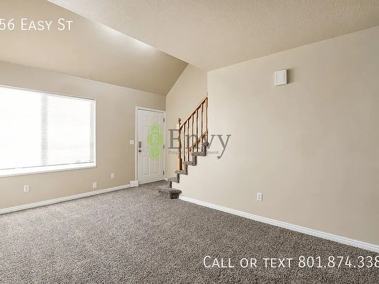 856 Easy St — Photo 4